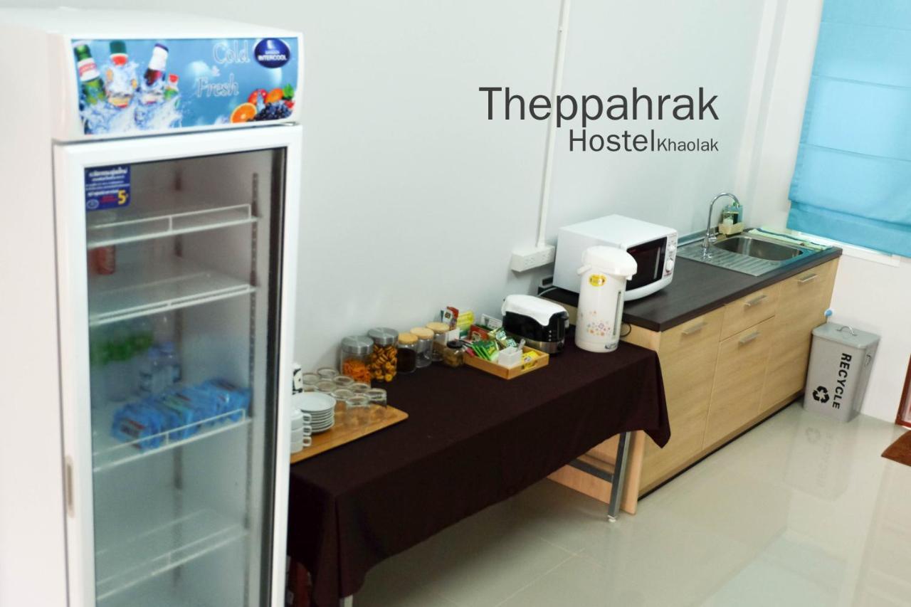 Theppahrak Hostel Khaolak Khao Lak Buitenkant foto